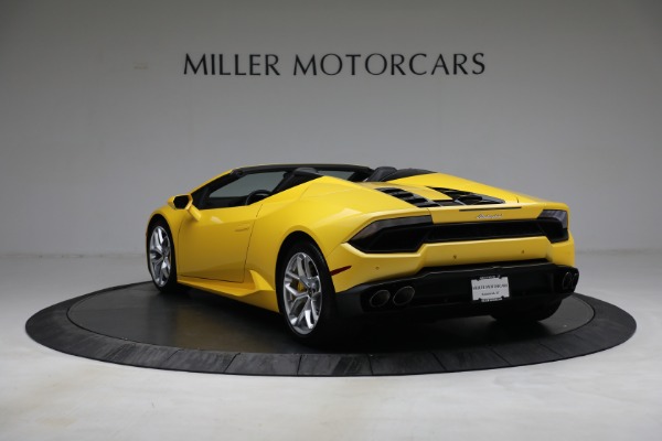 Used 2017 Lamborghini Huracan LP 580-2 Spyder for sale Sold at Maserati of Greenwich in Greenwich CT 06830 5