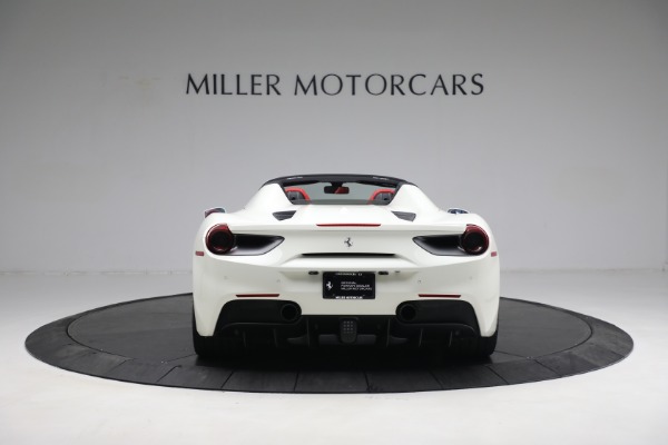 Used 2018 Ferrari 488 Spider for sale $339,900 at Maserati of Greenwich in Greenwich CT 06830 6