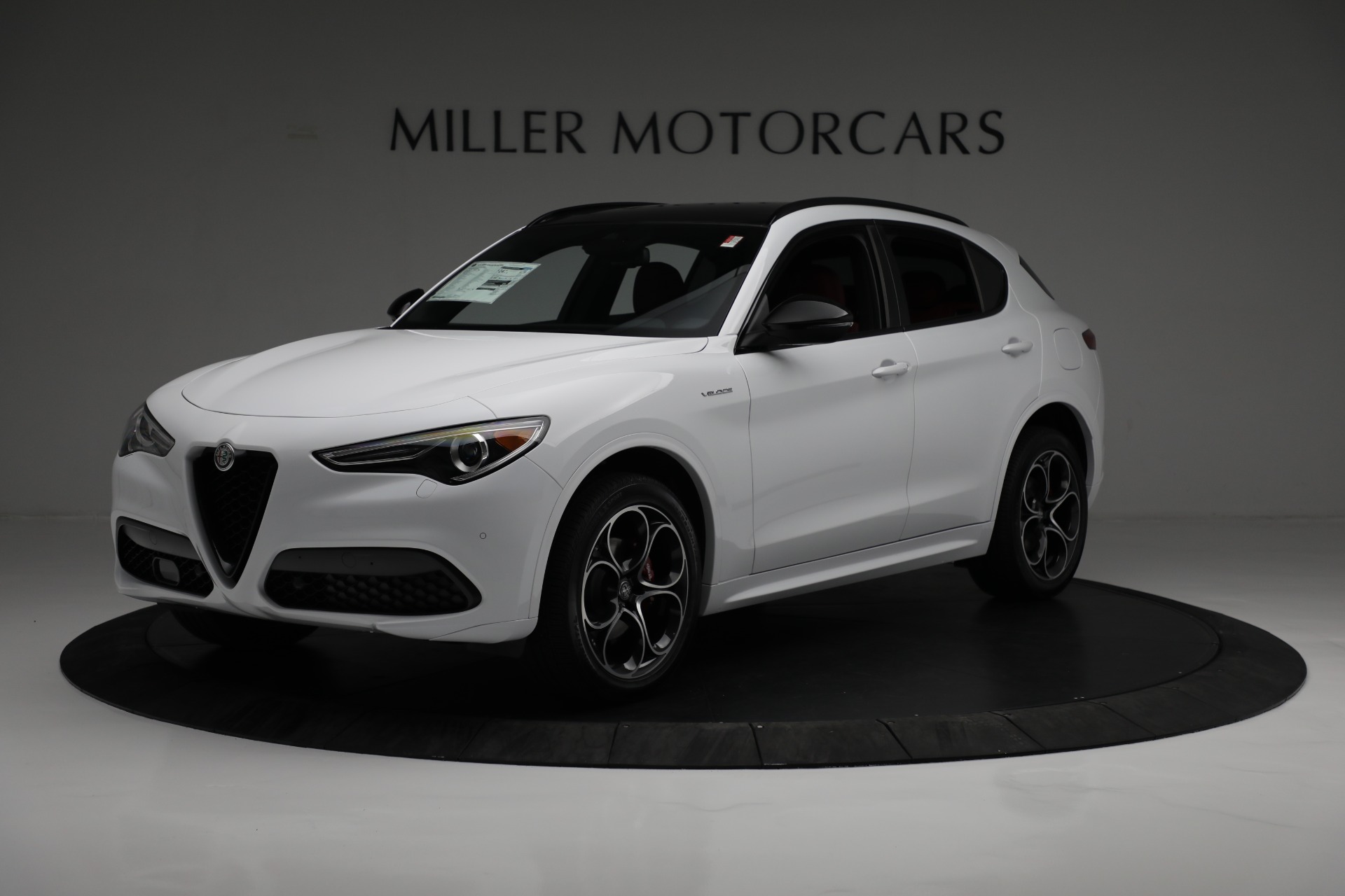 New 2022 Alfa Romeo Stelvio Veloce for sale Sold at Maserati of Greenwich in Greenwich CT 06830 1