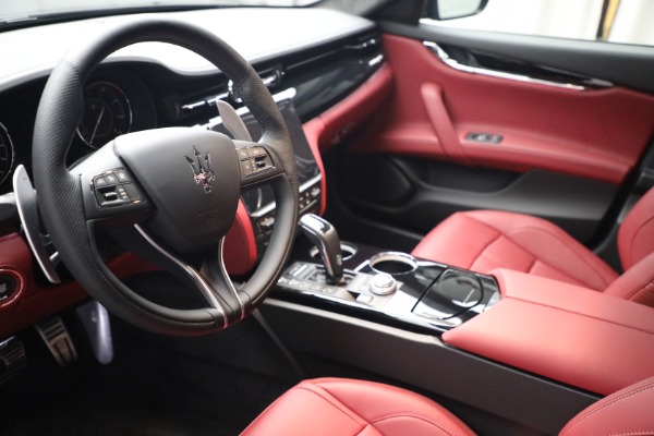 New 2022 Maserati Quattroporte Modena Q4 for sale Sold at Maserati of Greenwich in Greenwich CT 06830 14