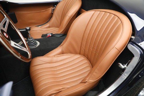 Used 1962 Superformance Cobra 289 Slabside for sale Sold at Maserati of Greenwich in Greenwich CT 06830 15