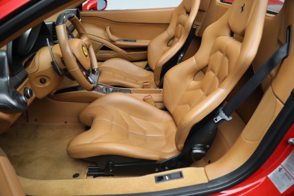 Used 2013 Ferrari 458 Spider for sale Sold at Maserati of Greenwich in Greenwich CT 06830 22