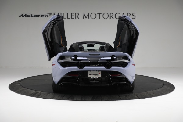 New 2022 McLaren 720S Spider for sale $425,080 at Maserati of Greenwich in Greenwich CT 06830 17