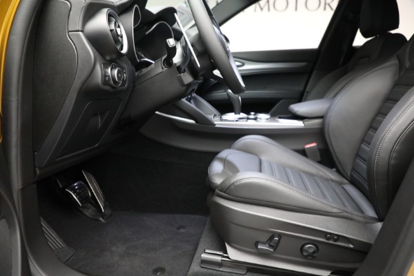 New 2022 Alfa Romeo Stelvio Veloce for sale $59,990 at Maserati of Greenwich in Greenwich CT 06830 14
