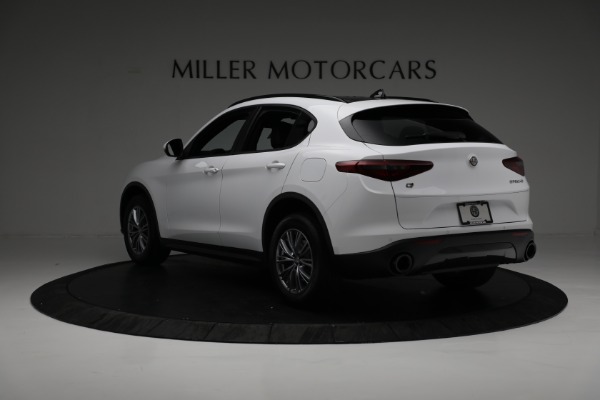 New 2022 Alfa Romeo Stelvio Sprint for sale Sold at Maserati of Greenwich in Greenwich CT 06830 5