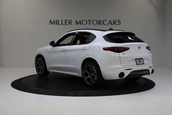 New 2022 Alfa Romeo Stelvio Veloce for sale Sold at Maserati of Greenwich in Greenwich CT 06830 5