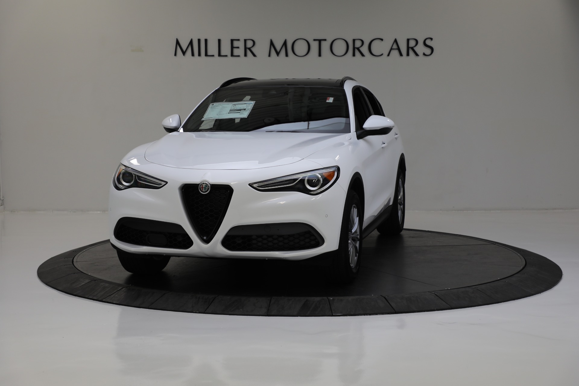 New 2022 Alfa Romeo Stelvio Sprint for sale Sold at Maserati of Greenwich in Greenwich CT 06830 1