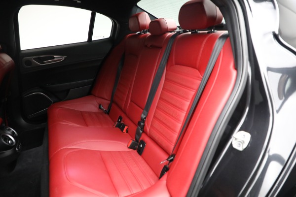 Used 2022 Alfa Romeo Giulia Veloce for sale Sold at Maserati of Greenwich in Greenwich CT 06830 14