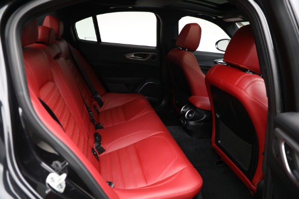 Used 2022 Alfa Romeo Giulia Veloce for sale Sold at Maserati of Greenwich in Greenwich CT 06830 15