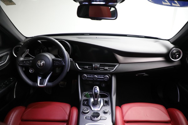 Used 2022 Alfa Romeo Giulia Veloce for sale Sold at Maserati of Greenwich in Greenwich CT 06830 18