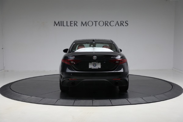 Used 2022 Alfa Romeo Giulia Veloce for sale Sold at Maserati of Greenwich in Greenwich CT 06830 4