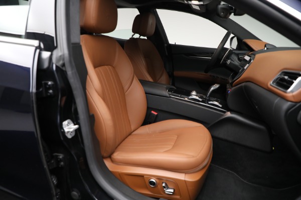 Used 2022 Maserati Ghibli Modena Q4 for sale Sold at Maserati of Greenwich in Greenwich CT 06830 13