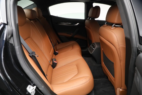 Used 2022 Maserati Ghibli Modena Q4 for sale Sold at Maserati of Greenwich in Greenwich CT 06830 16