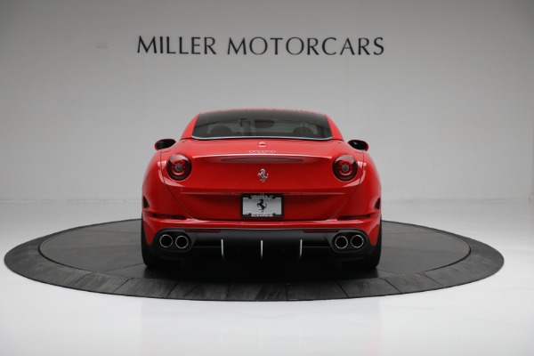 Used 2016 Ferrari California T for sale $179,900 at Maserati of Greenwich in Greenwich CT 06830 16