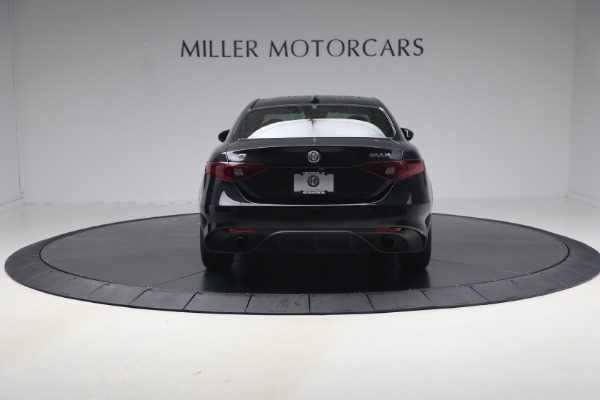 Used 2022 Alfa Romeo Giulia Veloce for sale $27,900 at Maserati of Greenwich in Greenwich CT 06830 6