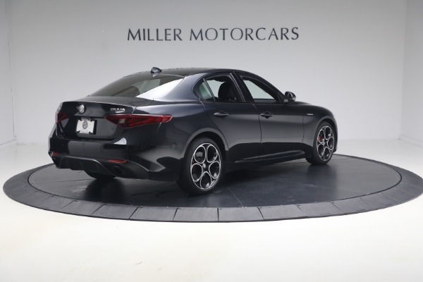 Used 2022 Alfa Romeo Giulia Veloce for sale $27,900 at Maserati of Greenwich in Greenwich CT 06830 7
