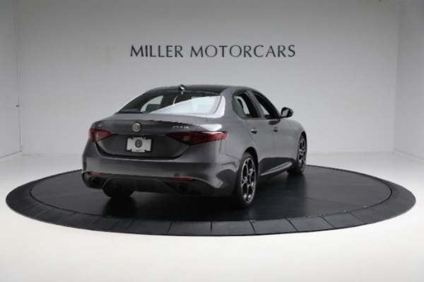Used 2022 Alfa Romeo Giulia Veloce for sale Sold at Maserati of Greenwich in Greenwich CT 06830 10