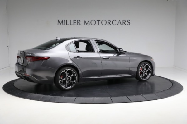 Used 2022 Alfa Romeo Giulia Veloce for sale Sold at Maserati of Greenwich in Greenwich CT 06830 12