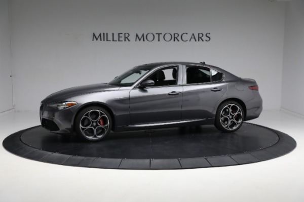 Used 2022 Alfa Romeo Giulia Veloce for sale $39,900 at Maserati of Greenwich in Greenwich CT 06830 4