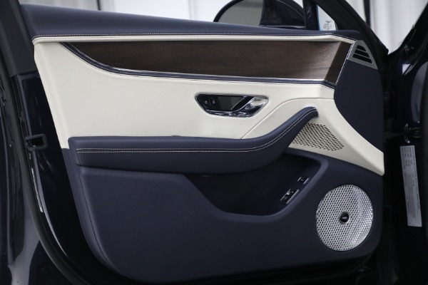 New 2022 Bentley Flying Spur W12 for sale Call for price at Maserati of Greenwich in Greenwich CT 06830 15