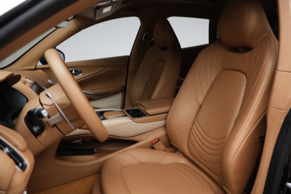 New 2022 Aston Martin DBX for sale $208,886 at Maserati of Greenwich in Greenwich CT 06830 18