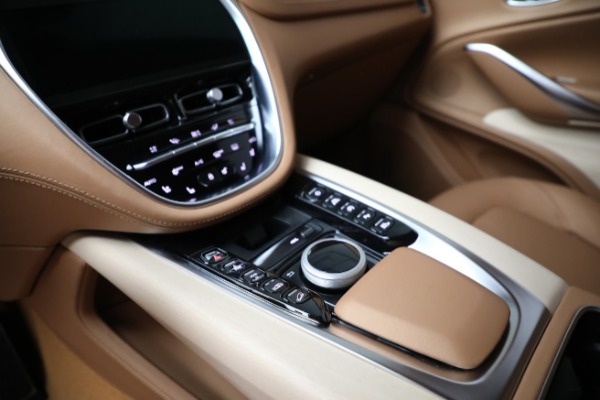 New 2022 Aston Martin DBX for sale $208,886 at Maserati of Greenwich in Greenwich CT 06830 19
