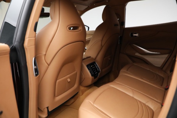 New 2022 Aston Martin DBX for sale $208,886 at Maserati of Greenwich in Greenwich CT 06830 21