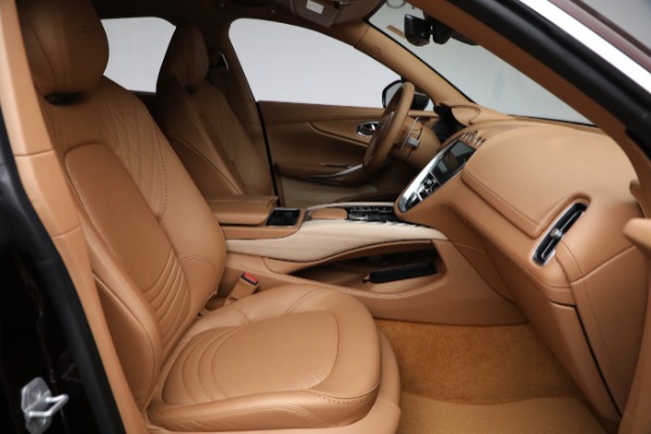 New 2022 Aston Martin DBX for sale $208,886 at Maserati of Greenwich in Greenwich CT 06830 24