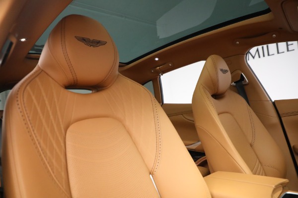 New 2022 Aston Martin DBX for sale $202,986 at Maserati of Greenwich in Greenwich CT 06830 21