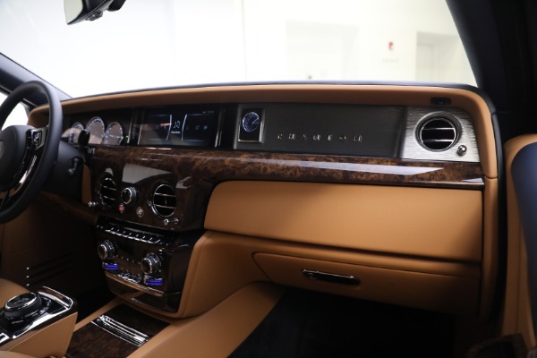 Used 2022 Rolls-Royce Phantom for sale Sold at Maserati of Greenwich in Greenwich CT 06830 11