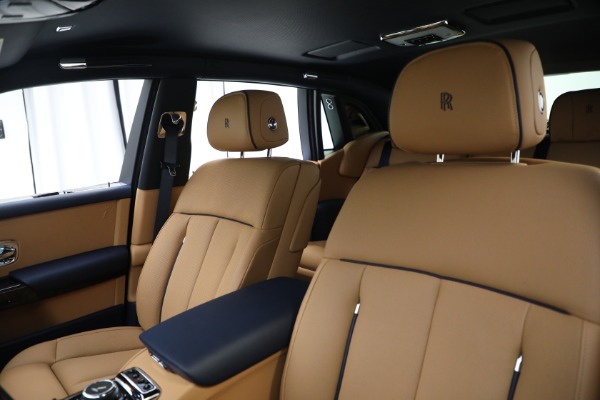 Used 2022 Rolls-Royce Phantom for sale Sold at Maserati of Greenwich in Greenwich CT 06830 12