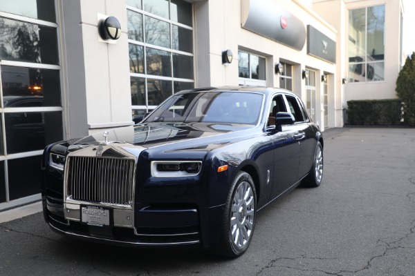 Used 2022 Rolls-Royce Phantom for sale Sold at Maserati of Greenwich in Greenwich CT 06830 7