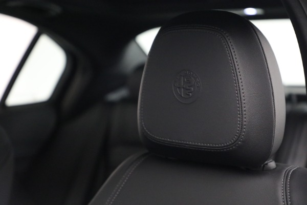 New 2022 Alfa Romeo Giulia Veloce for sale Sold at Maserati of Greenwich in Greenwich CT 06830 16