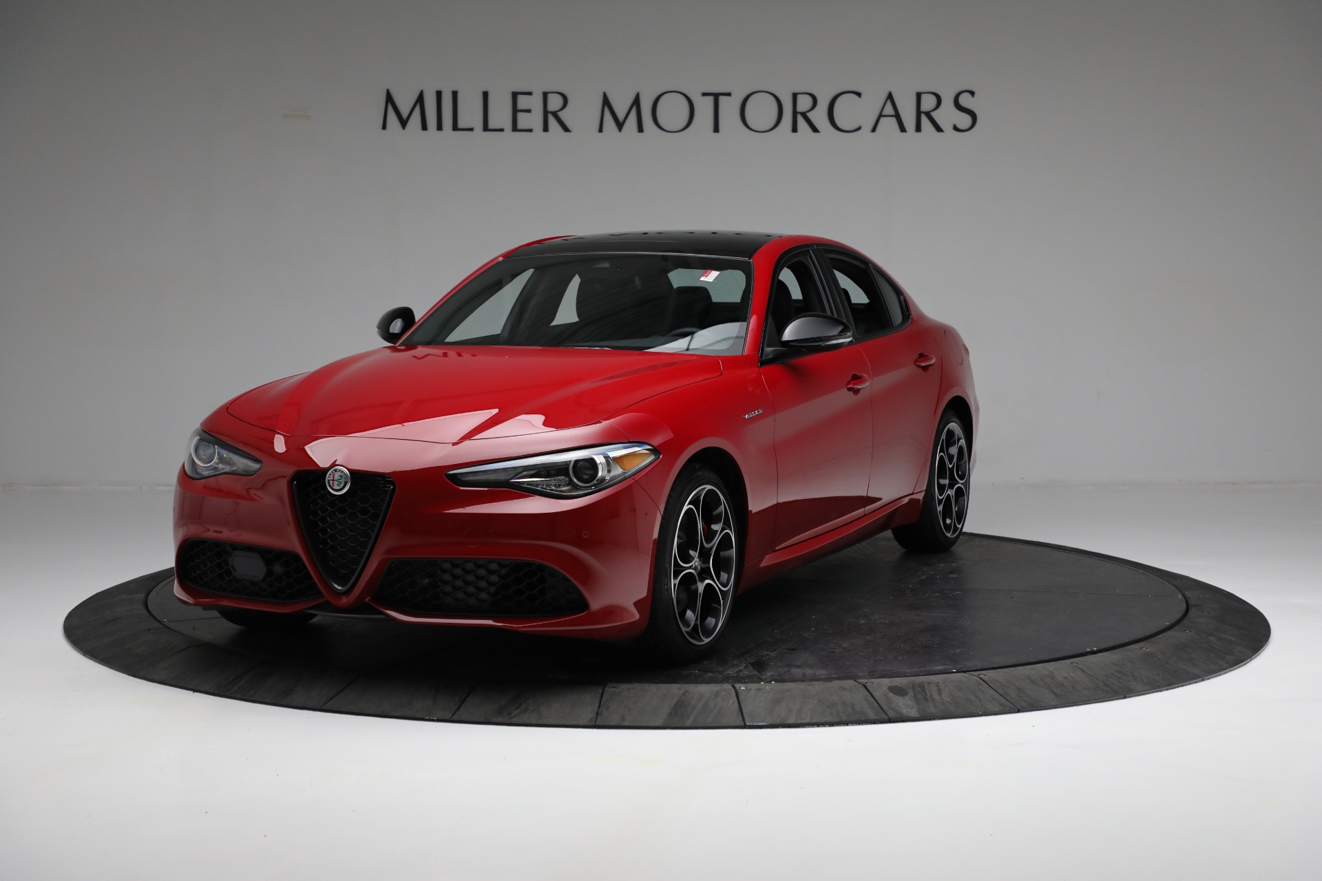 New 2022 Alfa Romeo Giulia Veloce for sale Sold at Maserati of Greenwich in Greenwich CT 06830 1