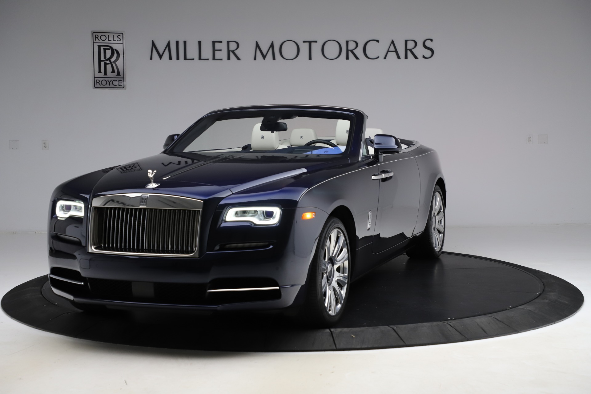 Used 2016 Rolls-Royce Dawn for sale Sold at Maserati of Greenwich in Greenwich CT 06830 1