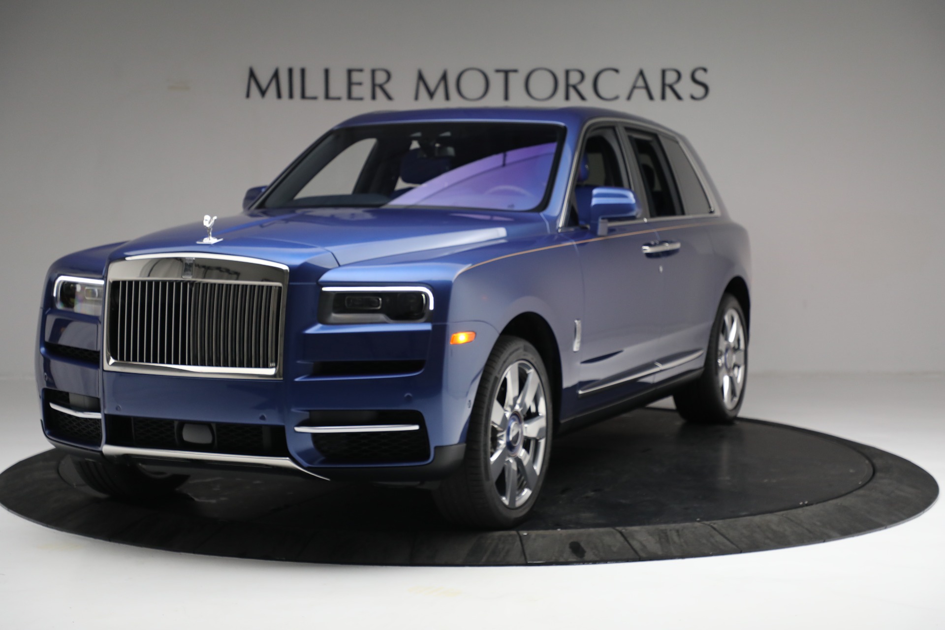 Used 2019 Rolls-Royce Cullinan for sale Sold at Maserati of Greenwich in Greenwich CT 06830 1