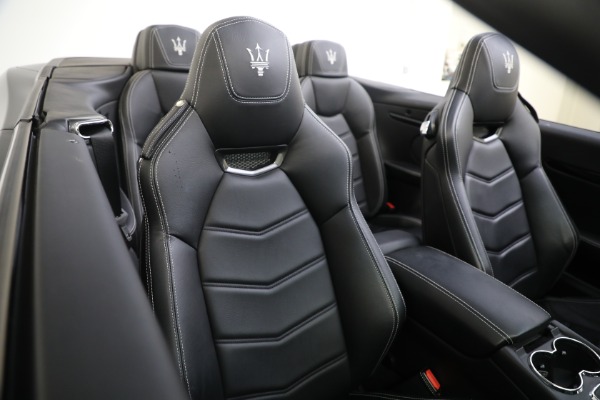 Used 2015 Maserati GranTurismo Sport for sale Sold at Maserati of Greenwich in Greenwich CT 06830 22