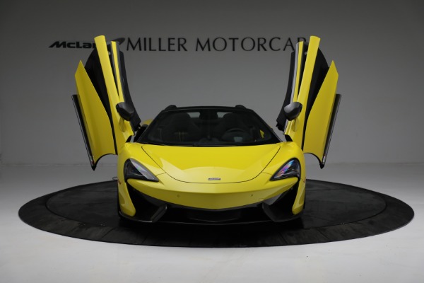 Used 2018 McLaren 570S Spider for sale Sold at Maserati of Greenwich in Greenwich CT 06830 13