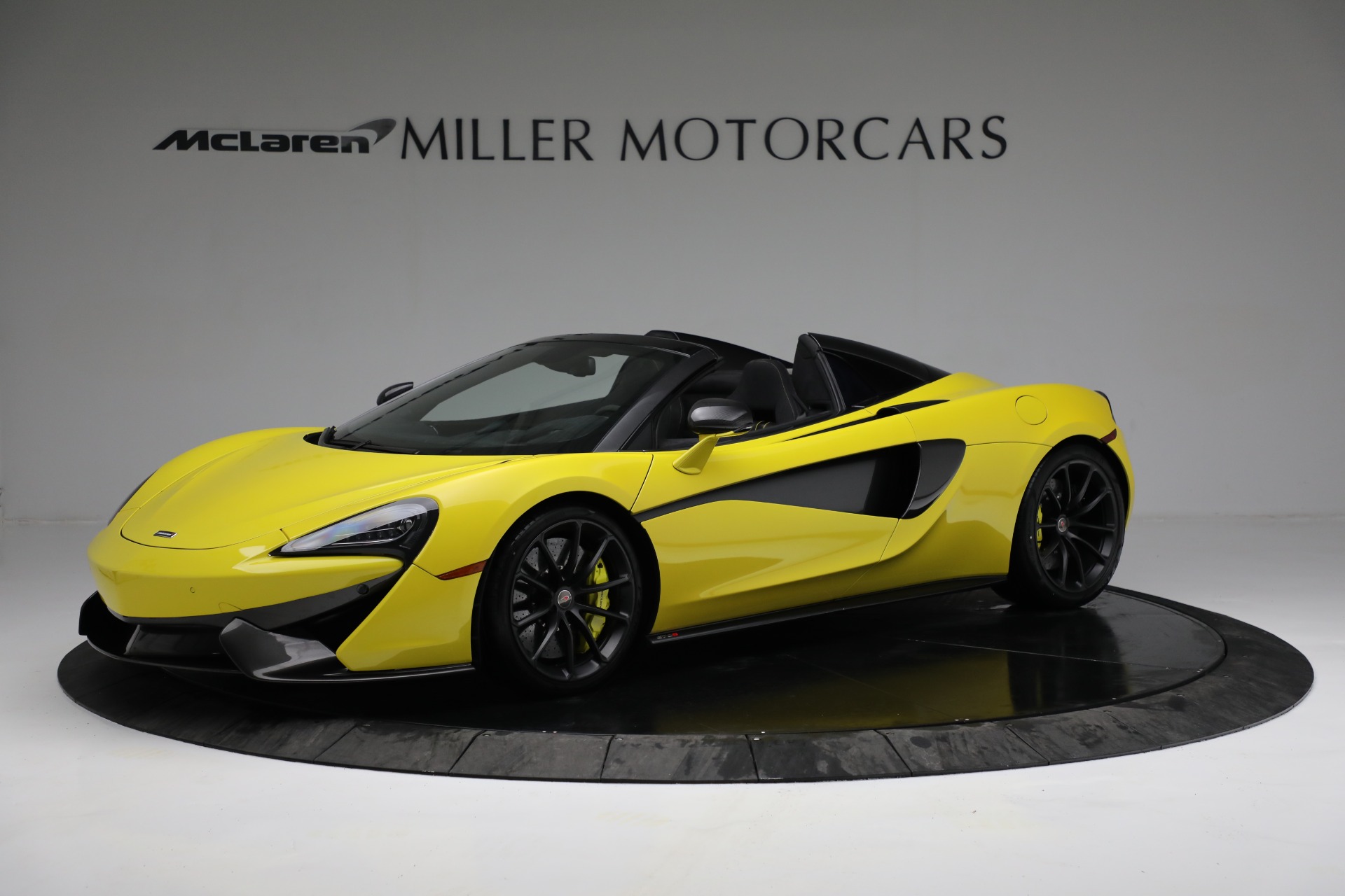 Used 2018 McLaren 570S Spider for sale Sold at Maserati of Greenwich in Greenwich CT 06830 1