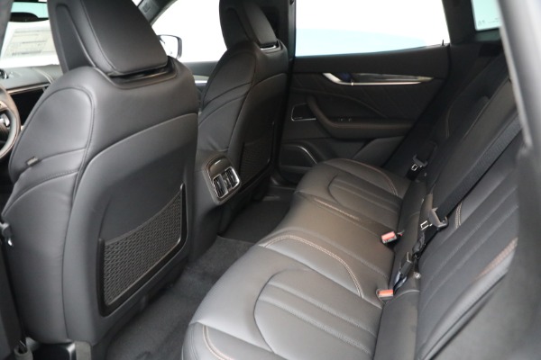 New 2022 Maserati Levante GT for sale $105,665 at Maserati of Greenwich in Greenwich CT 06830 17