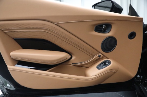 Used 2022 Aston Martin Vantage Auto for sale Sold at Maserati of Greenwich in Greenwich CT 06830 16