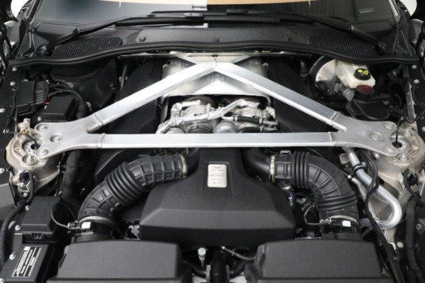 Used 2022 Aston Martin Vantage Auto for sale Sold at Maserati of Greenwich in Greenwich CT 06830 28