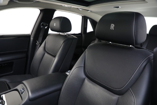 Used 2017 Rolls-Royce Ghost for sale $219,900 at Maserati of Greenwich in Greenwich CT 06830 13