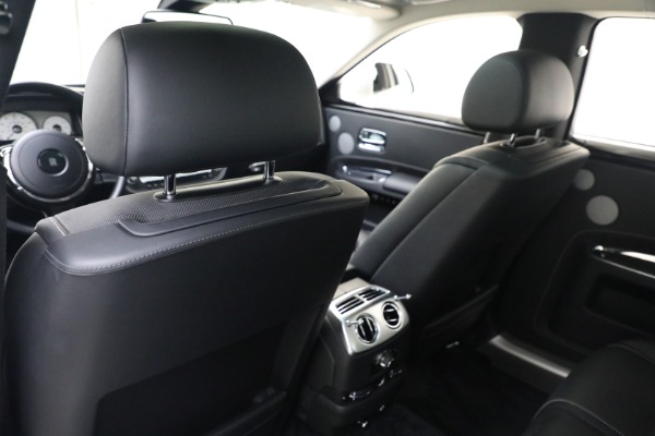 Used 2017 Rolls-Royce Ghost for sale $219,900 at Maserati of Greenwich in Greenwich CT 06830 14