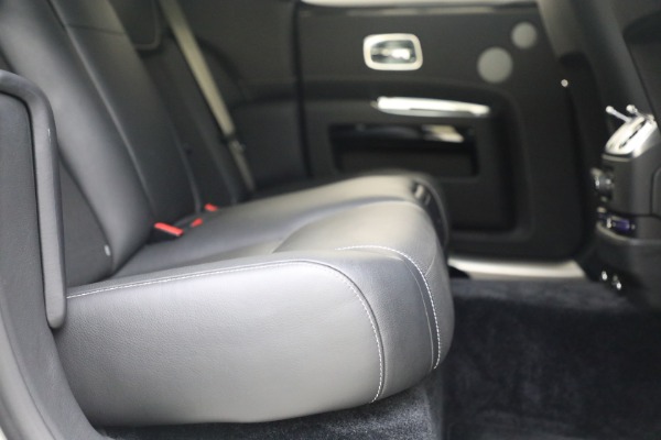 Used 2017 Rolls-Royce Ghost for sale $219,900 at Maserati of Greenwich in Greenwich CT 06830 21
