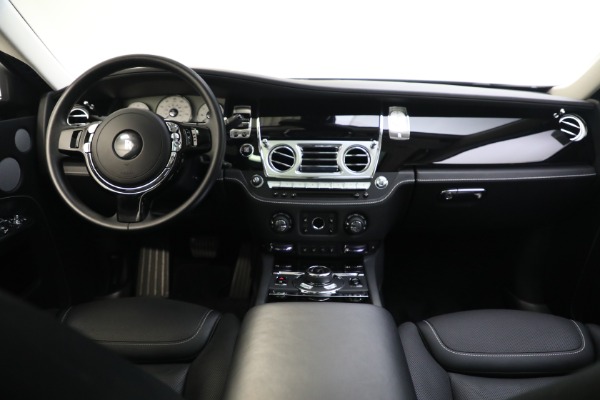 Used 2017 Rolls-Royce Ghost for sale $219,900 at Maserati of Greenwich in Greenwich CT 06830 23