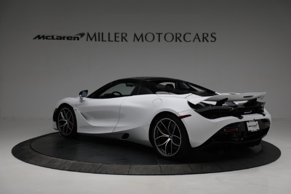 New 2022 McLaren 720S Spider Performance for sale $381,500 at Maserati of Greenwich in Greenwich CT 06830 17