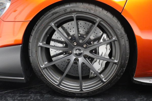 Used 2016 McLaren 675LT Spider for sale $275,900 at Maserati of Greenwich in Greenwich CT 06830 23