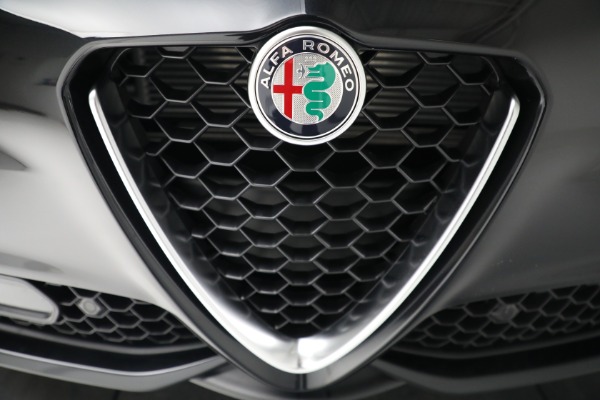 New 2022 Alfa Romeo Giulia Ti for sale Sold at Maserati of Greenwich in Greenwich CT 06830 22