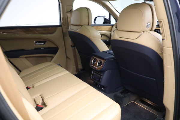 Used 2021 Bentley Bentayga V8 for sale Sold at Maserati of Greenwich in Greenwich CT 06830 26